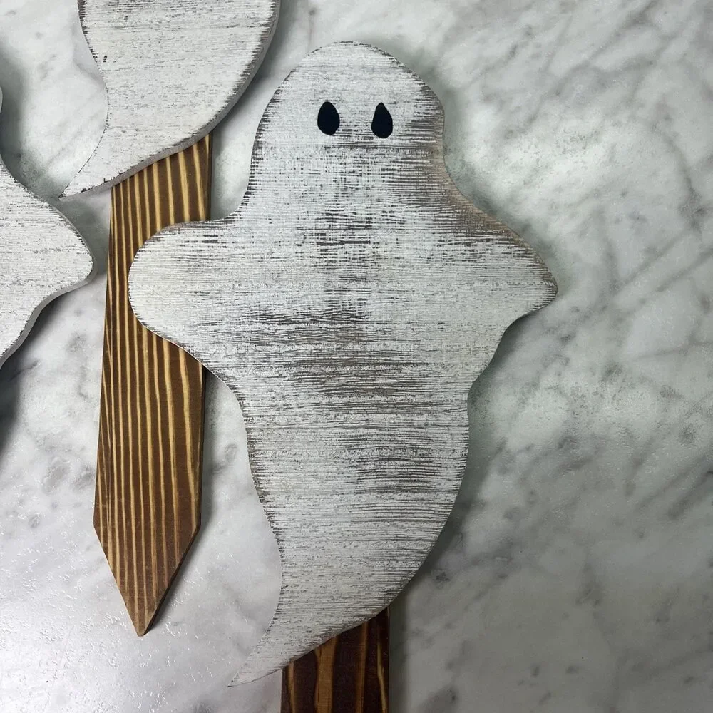Halloween Ghost Yard Stakes - 6PCS Rustic/ Distressed Ghost Lawn Decorations